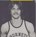  ??  ?? SPORTY GUY
Y Jeff’s bud Larry the Cable Guy wears sleeveless shirts, but he wore them better as a Hapeville [Ga.] High basketball player in 1976.