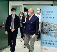  ??  ?? La giornata in Largo Nigrisoli
Due immagini del nuovo reparto di terapia intensiva inaugurato ieri dal presidente della regione Stefano Bonaccini e dal ministro della Salute Roberto Speranza