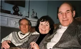  ?? ?? Patrick Stewart, right, with the inspiratio­nal Cecil Dormand and his wife Mary. Photograph: Courtesy of Patrick Stewart and Sunny Ozell