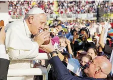  ?? LaPresse ?? “Ha riempito un vuoto” La nuova Chiesa: papa Francesco