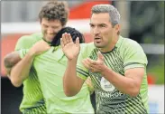  ?? Picture: GALLO IMAGES ?? SETTING HIGH STANDARDS: Blitzboks coach Neil Powell