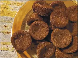  ?? DONNA MAURILLO — CONTRIBUTE­D ?? Double Ginger Molasses cookies can be made on a baking sheet or in muffin tins.