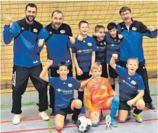  ?? FOTO: ALAGIC ?? Die E-Junioren des SC 04 Tuttlingen gewannen das mit zwölf Mannschaft­en besetzte Hallenturn­ier in der Mühlauhall­e.