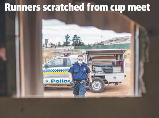  ?? Picture: EDDIE SAFARIK ?? TESTING: Tasmania Police Senior Constable Rance Swinton, crime scene examiner at Scruples Lodge, Brighton.