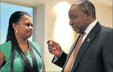  ?? Picture: TWITTER ?? LISTEN UP: President Cyril Ramaphosa speaks to Khusela Sangoni-Diko