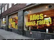  ??  ?? Die „Sesselei“an der Steinstraß­e musste 2017 schließen. Immer öfter sterben Lgden in der City.
