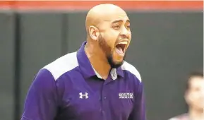  ?? MORNING CALL FILE PHOTO ?? East Stroudsbur­g South coach Shawn Munford has led the Cavaliers to eight straight wins.