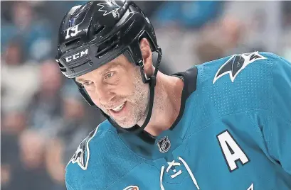  ?? EZRA SHAW GETTY IMAGES ?? Sharks veteran Joe Thornton is out of the lineup with a knee infection. The club’s added depth helps with the loss.