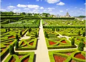  ??  ?? The gardens of Chateau de Villandry.