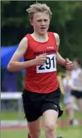  ?? Picture: Barry Goodwin ?? Freddie Gibson was second in the under-15 boys' 1,500m