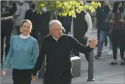  ?? Eduardo Verdugo Associated Press ?? MEXICAN President Andrés Manuel López Obrador with his wife, Beatriz Gutiérrez Muller, last month.