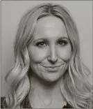  ?? ?? Nikki Glaser