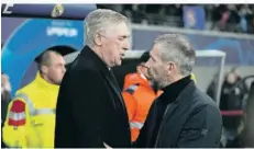  ?? FOTO: SCHRADER/AP ?? Carlo Ancelotti (links) und Marco Rose werden sich an diesem Mittwoch im Bernabéu-Stadion mit ihren taktischen Fähigkeite­n messen.