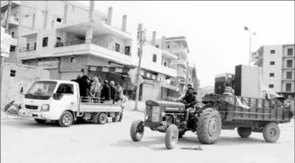  ?? FOTOĞRAF:DHA ?? Afrin’e de terör örgütü baskısında­n kaçarak ayrılan siviller geri dönmeye başladı.