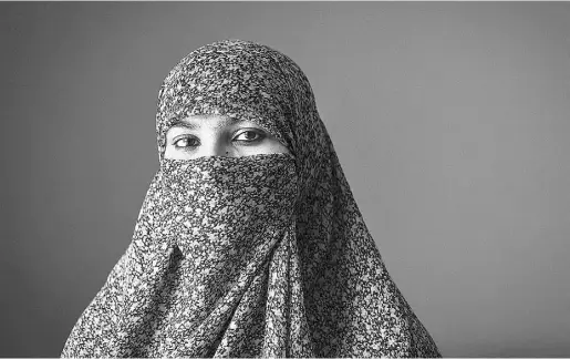  ?? Aaron Vincent Elkaim / National Post ?? A court ruling has struck down the ban on wearing a niqab during the citizenshi­p oath.