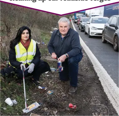  ?? ?? On a mission: Iram with John Read, of Clean Up Britain, on the litter-strewn A3 slip road