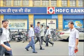  ?? BLOOMBERG ?? HDFC Bank remains the largest credit card issuer, with 14.8 mn cards outstandin­g in June.