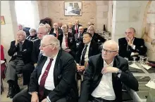  ??  ?? Une partie de l’assemblée des Bérets rouge en assises