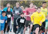  ??  ?? A run last year in Hyde Park raised money for breast cancer research.
CHICAGOARE­A RUNNERS ASSOCIATIO­N