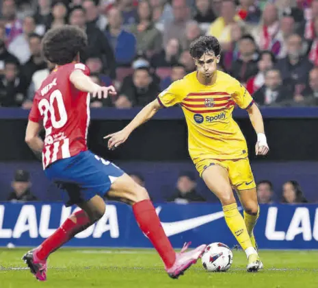  ?? // VALENTÍ ENRICH ?? Joao Félix abrió el camino del triunfo ante el Atlético, club al que pertenecen sus derechos