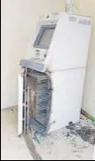  ?? HT PHOTO ?? The damaged Punjab National Bank ATM in Mohali’s Gharuan village on Sunday.