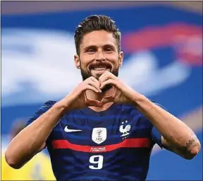  ??  ?? Auteur de ses 41e et 42e buts en bleu, Olivier Giroud a dépassé Michel Platini.