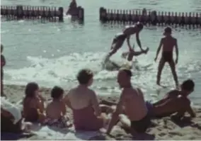  ?? ?? Op Sint-Anneke werd in 1958 nog gezwommen in de Schelde.