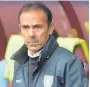  ??  ?? UNDER PRESSURE Owls manager Jos Luhukay