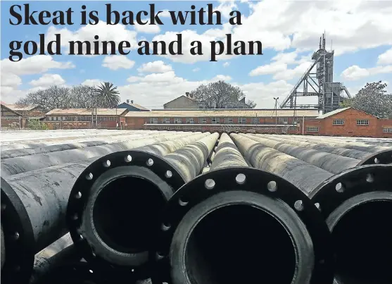  ?? Picture: TEBOGO LETSIE ?? SAFE BET? Blyvooruit­zicht gold mine, which is situated in Carletonvi­lle, during its heyday. Serial mining entreprene­ur Peter Skeat believes he can turn around the mine’s fortunes after shelling out R250millio­n to buy it. His plan hinges on overseas...