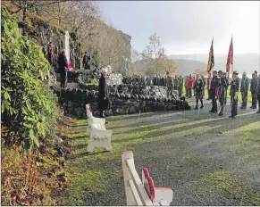  ?? Photograph­s: Iain Ferguson. The Write Image IF F46 Remembranc­e Lochalsh 04. ?? Many people turned out for the service, just outside Balmacara.