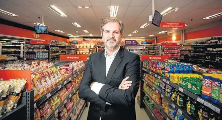  ?? AMANDA PEROBELLI/ESTADÃO ?? Marca. Carrefour Express abriu a 101ª loja em São Paulo e tem planos para ir para outras capitais, diz Pina, diretor da rede