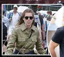  ?? ?? FESTIVAL FUN Princess Beatrice and, right, actor Kit Harington and wife Rose Leslie