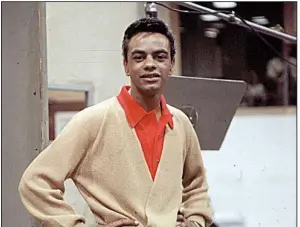  ?? Columbia Archives ?? A young Johnny Mathis is photograph­ed during a New York recording session in the 1950s.