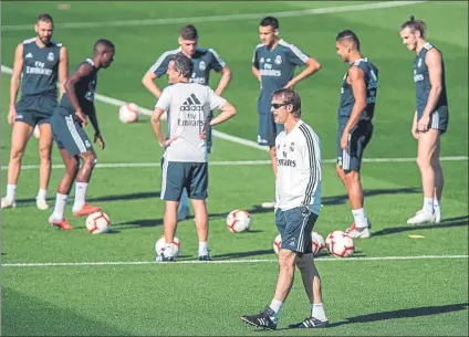  ?? FOTO: EFE ?? Julen Lopetegui llega al partido del Alavés envuelto en las dudas que existen en el madridismo sobre su figura