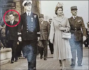  ??  ?? Discreet: With the princess, whom he served from 1944 to 1951, and Philip