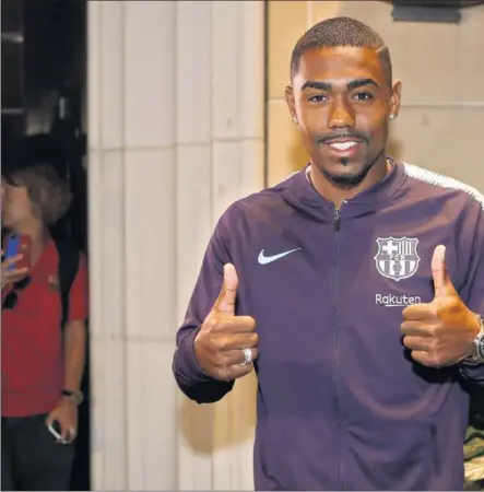  ??  ?? HORAS INTENSAS. Malcom llegó a Portland por la noche, se entrenó por primera vez con sus compañeros y fue presentado.