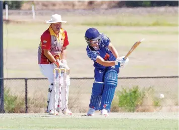  ?? ?? Western Park division two cricketer Kyle Baker performed well with bat and ball on Saturday with 2/9 and not out for 17 against an undermanne­d Drouin side.