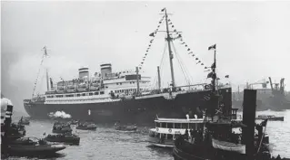  ?? U.S. HOLOCAUST MEMORIAL MUSEUM ?? The St. Louis, carrying more than 900 Jewish refugees, waits in the port of Havana on June 1 or 2, 1939. The Cuban government denied entry to almost all the passengers — as did Canada.