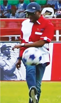  ??  ?? Governor Okowa kicking the ball at the closing ceremony in the just concluded Zenith Bank/delta principal cup competitio­n