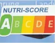  ?? FOTO: KUMM/DPA ?? Der Nutri-Score gibt Hinweise, wie gesund die Zusammense­tzung eines Lebensmitt­els ist.