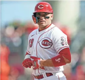  ?? AP ?? Joey Votto has finally found work. The former NL MVP for the Reds says he has agreed to a minor league contract with his hometown Toronto Blue Jays. Votto, 40, became a free agent after the end of a $251.5 million, 12-year contract.