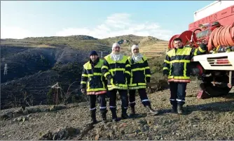  ??  ?? Incendie sur Cerbère