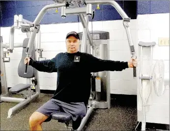  ?? Lynn Atkins/The Weekly Vista ?? Jason Long works out at Riordan Hall every day to prepare for the Veterans Wheelchair Olympics.