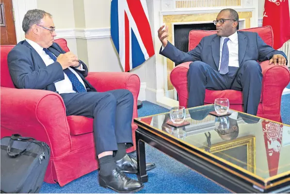  ?? ?? Andrew Bailey, the Governor of the Bank of England, left, met with Kwasi Kwarteng, the Chancellor, yesterday
