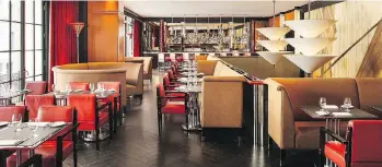  ??  ?? The Chatwal’s mezzanine bar, designed by French architect Thierry Despont, has an art deco New York vibe.