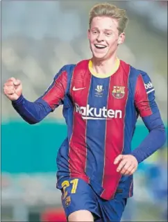  ??  ?? De Jong celebra un gol en la Supercopa de España.