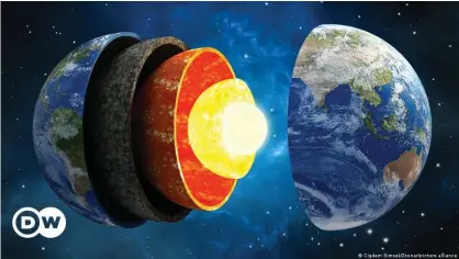  ?? ?? A mineral in the Earth's core-mantel boundary plays a role in the new discovery