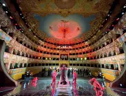  ??  ?? Colori «Dido and Aeneas» alla Fenice