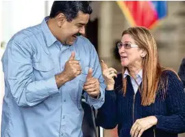  ??  ?? ALIADOS. Maduro y su esposa Cilia Flores, el poder en el país.