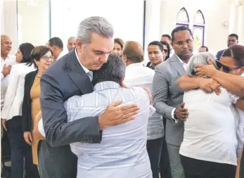  ?? ?? Presidente Luis Abinader expresó el pésame y su solidarida­d a familiares de víctimas.